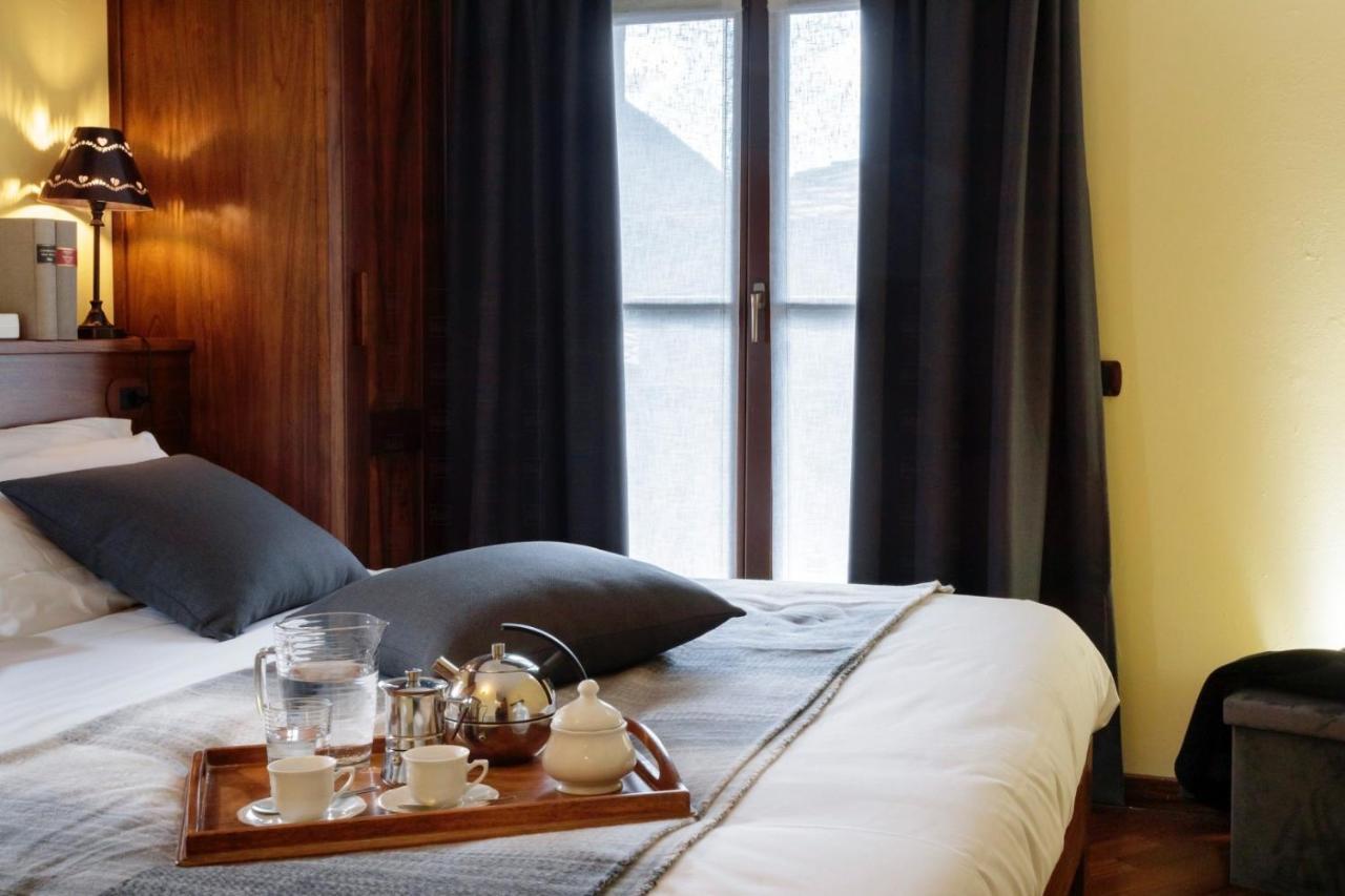 Hellochalet - Maison Paquier - Family Ski Holiday In The Resort Center Valtournenche Exterior foto